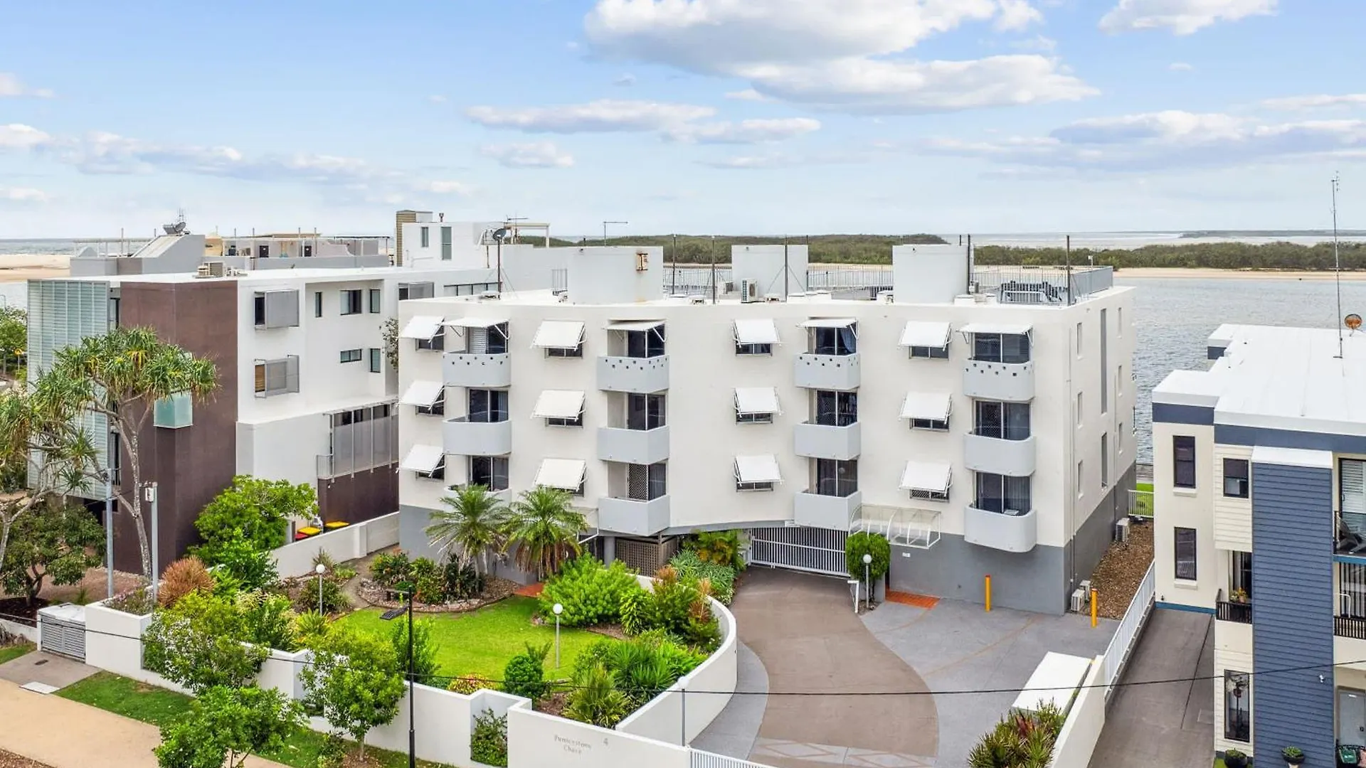 Pumicestone Passage Waterfront Escape Apartment Caloundra Australia