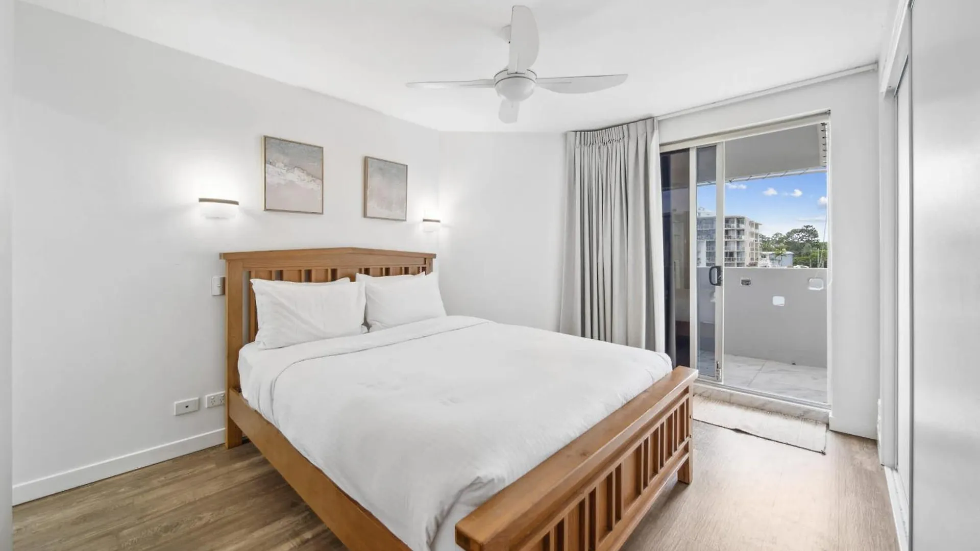 Pumicestone Passage Waterfront Escape Apartment Caloundra